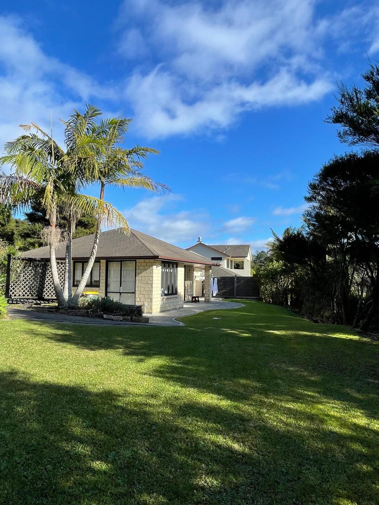 Charming Home Near Nature Auckland Eksteriør billede